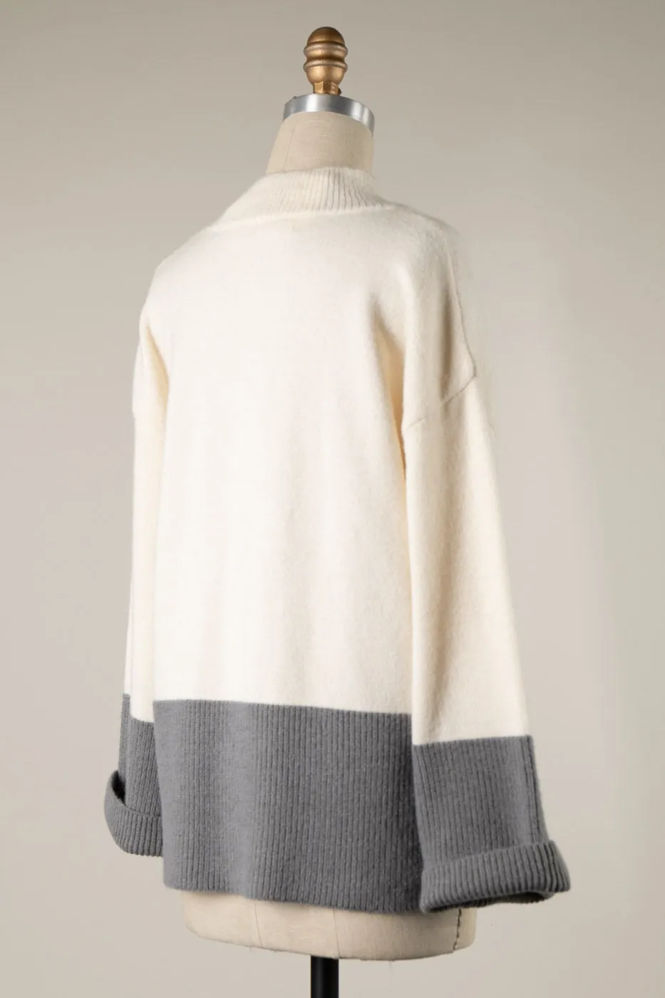 BELL SLEEVE COLOR BLOCK KNIT SWEATER 1 PACK
