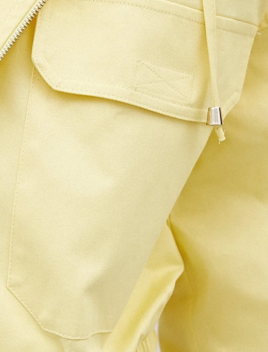 Cropped Windbreaker in Yellow