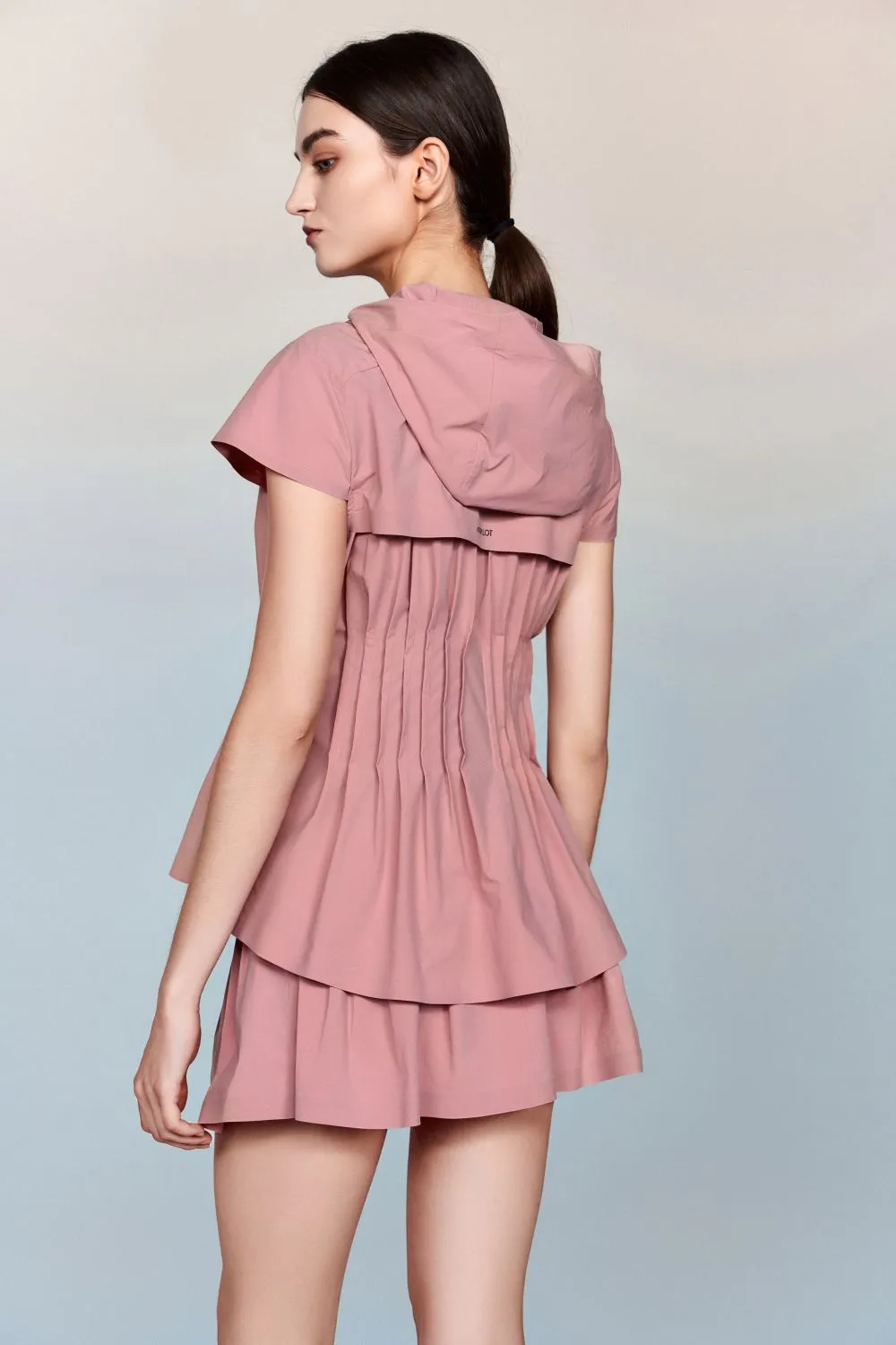 Eros Water- and Wind Resistant Pleated Above-the-Knee Skirt
