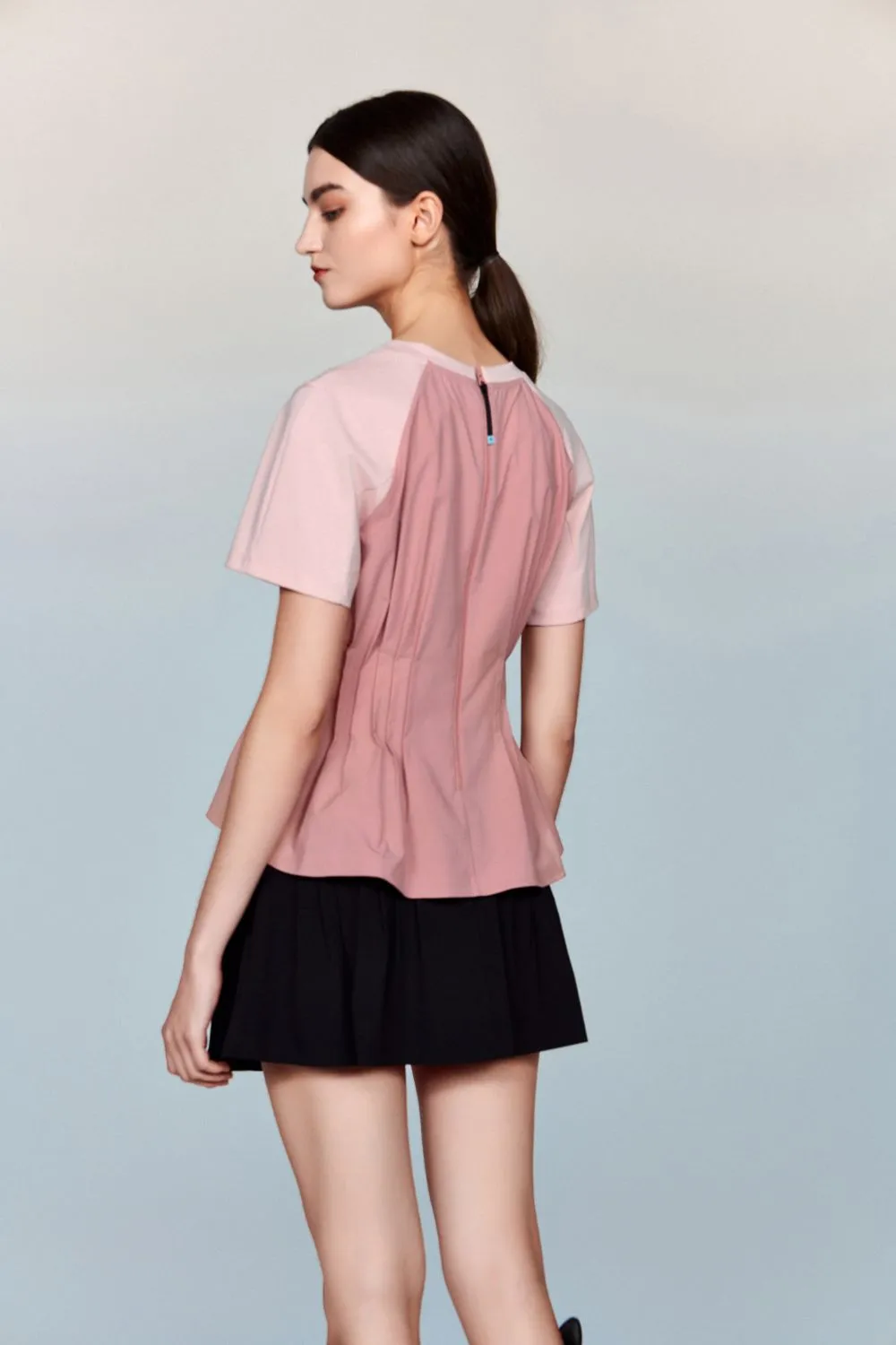 Eros Water- and Wind Resistant Pleated Above-the-Knee Skirt