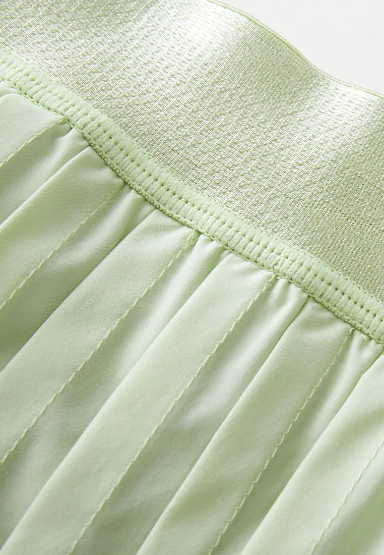 Eros Water- and Wind Resistant Pleated Above-the-Knee Skirt