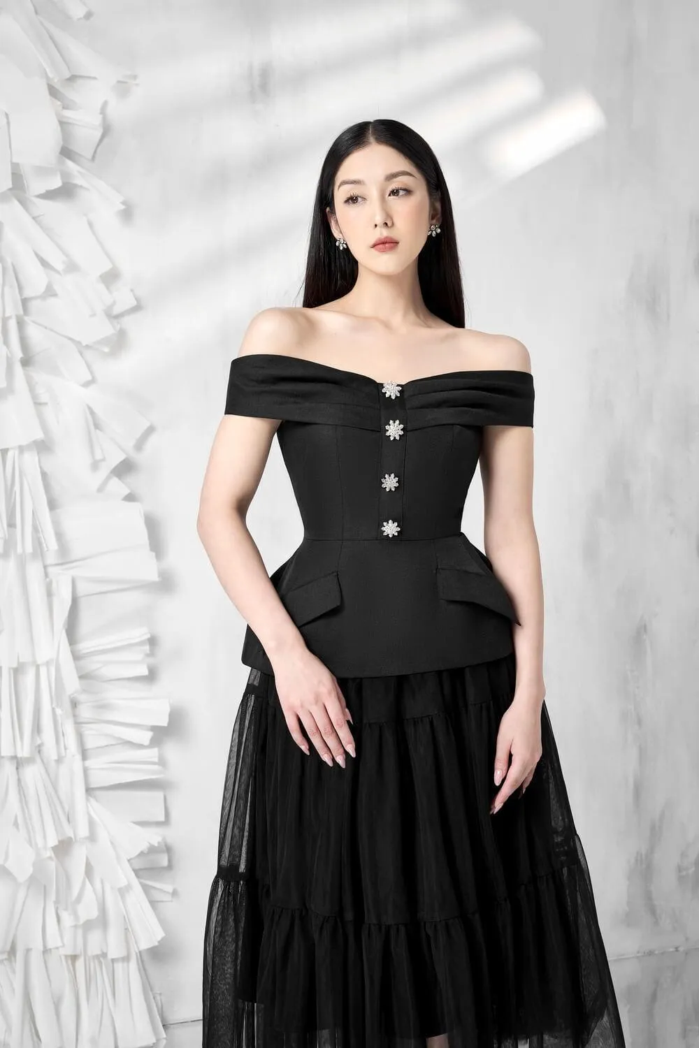 Finn Off-Shoulder Top