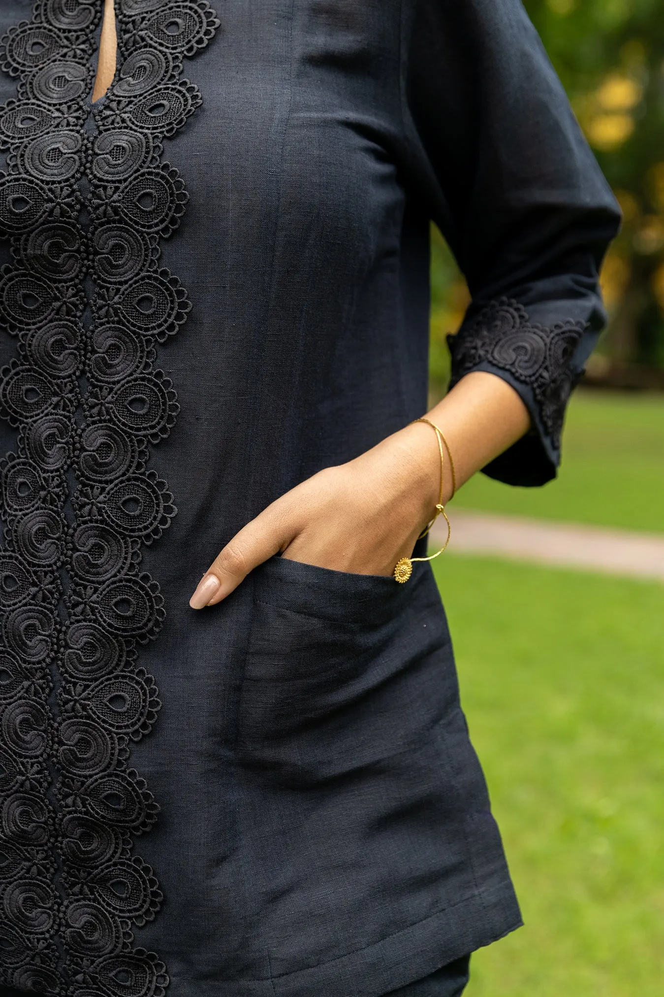 Handwoven Black Linen Co-ord Set with Lacework and Pockets