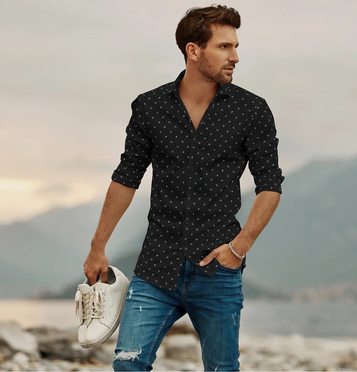 Pure Cotton - Semi-Spread Collar - Long Sleeve - Black Palms