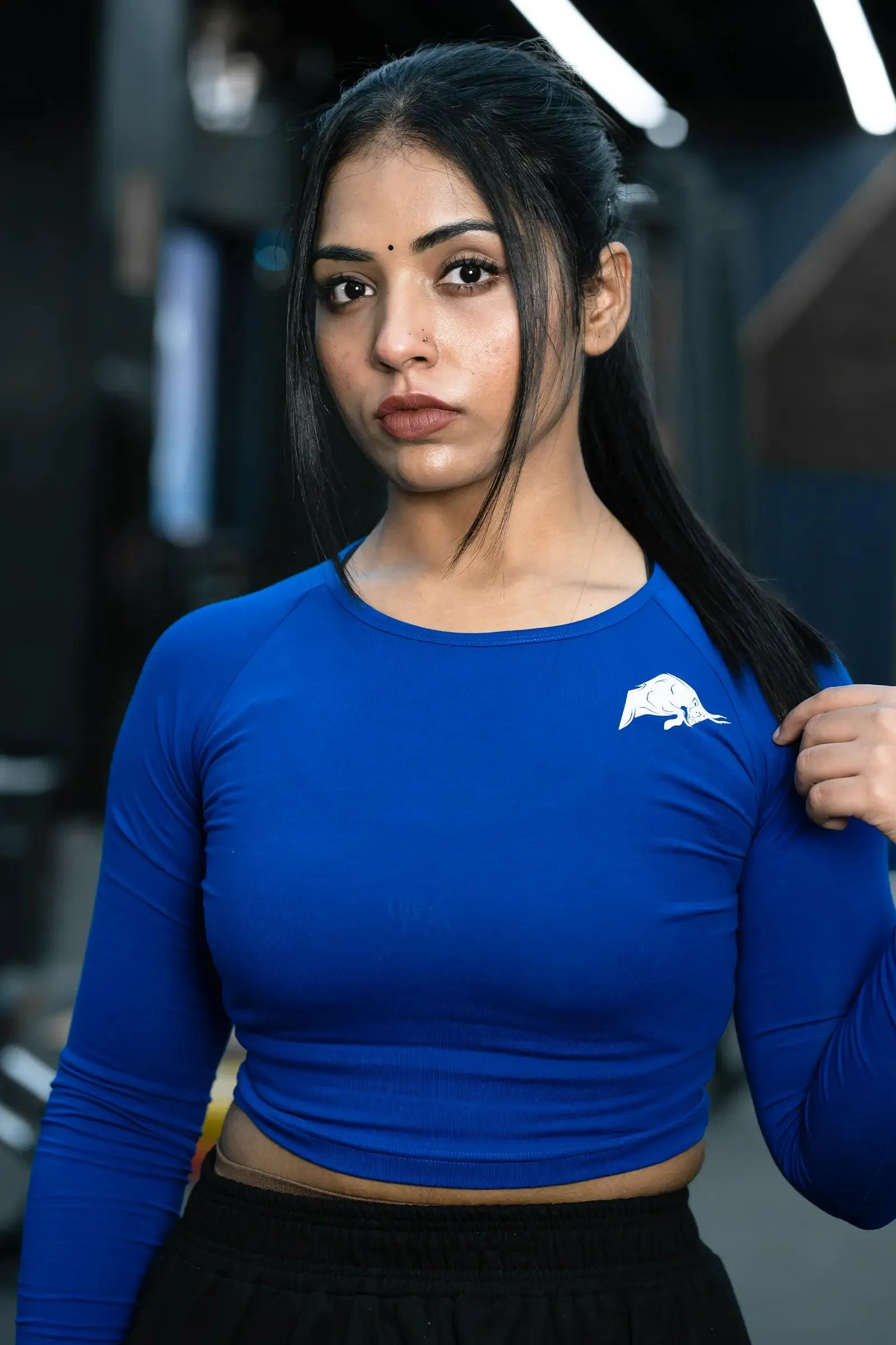 WILD VERVE LIFTING LONG SLEEVE CROP TOP (ROYAL BLUE)